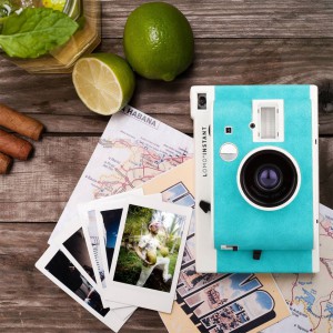 Macchina-fotografica-istantanea-lomo