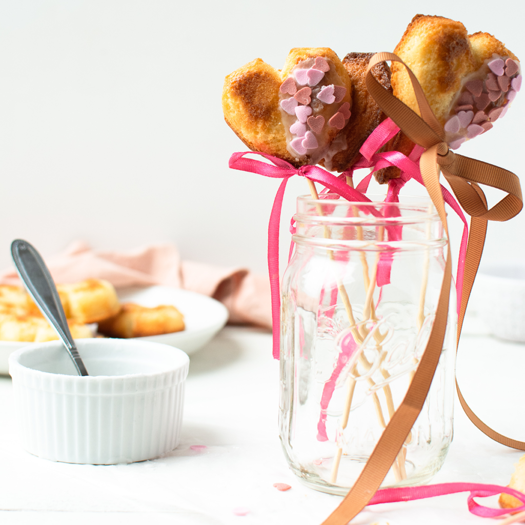 La nostra torta per la Festa della Mamma: i cake pops a ...