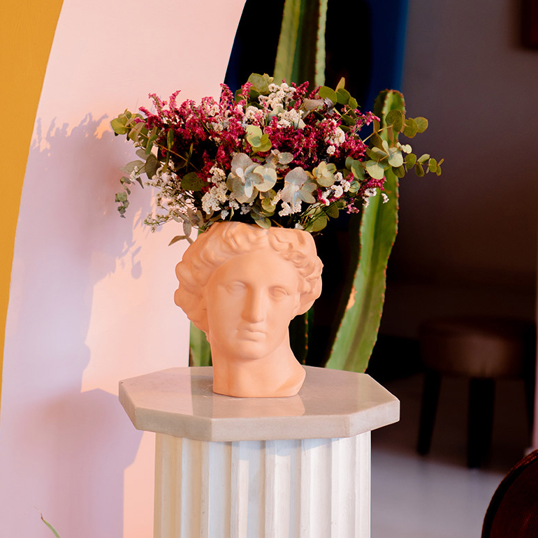 Vaso in Terracotta Apollo