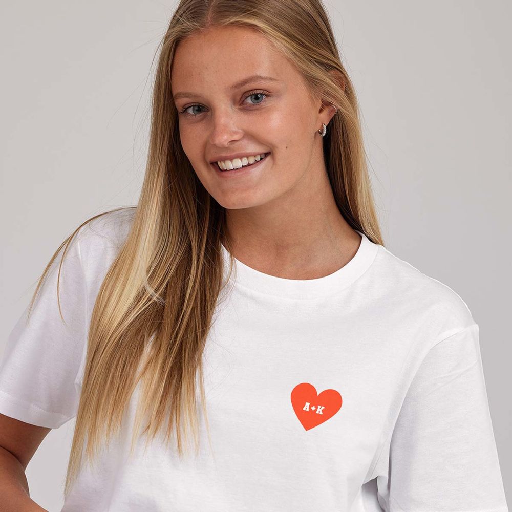 Maglietta Personalizzata con Cuore e Iniziali