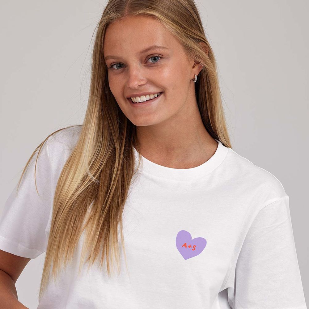 Maglietta Personalizzata con Cuore e Iniziali