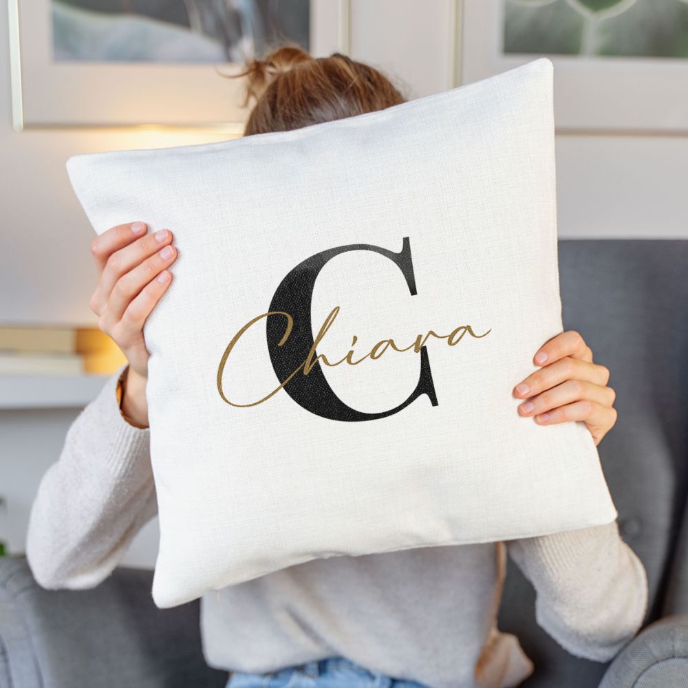 Personalisierbarer Kissenbezug mit Monogramm