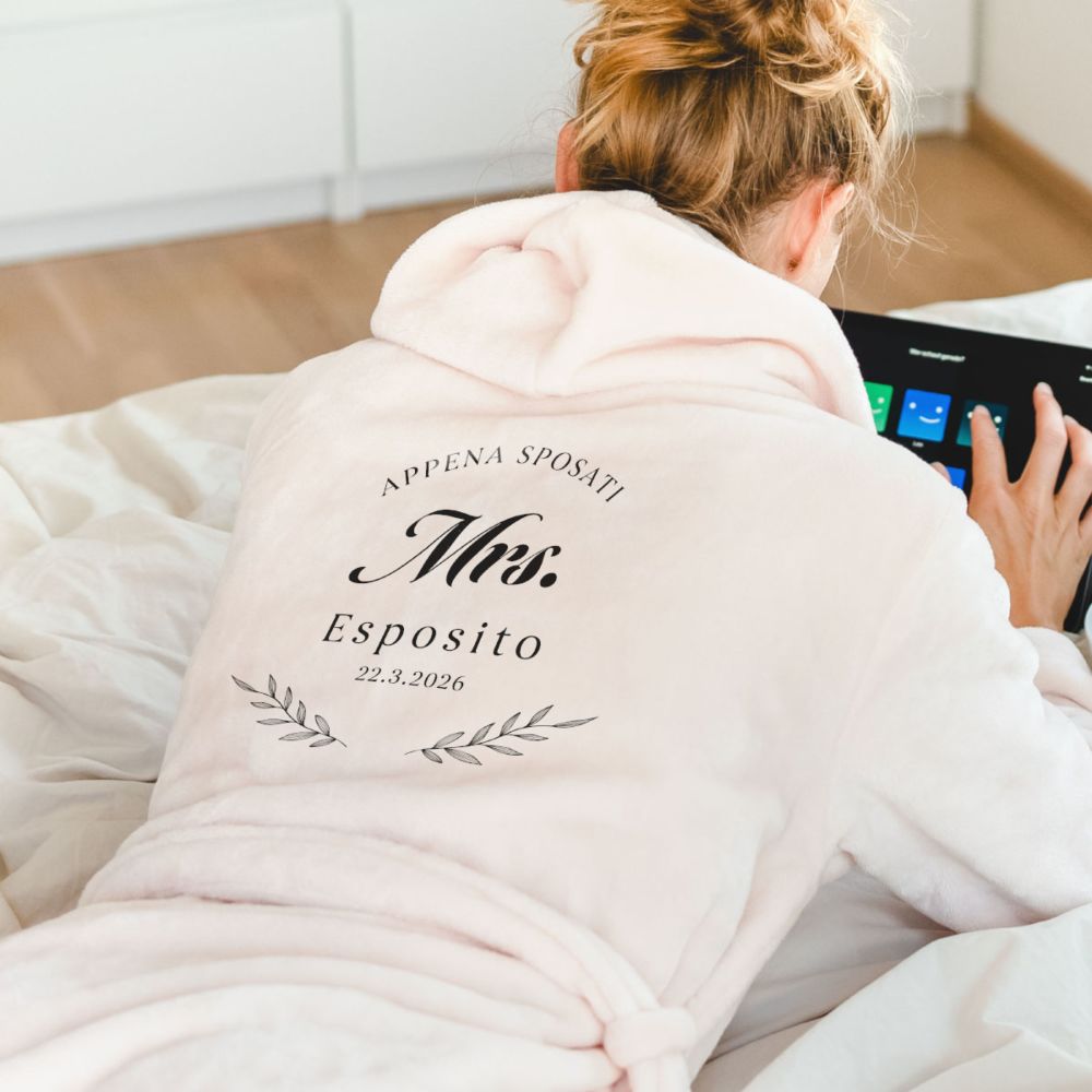 Accappatoio Personalizzato con Testo e Ghirlanda