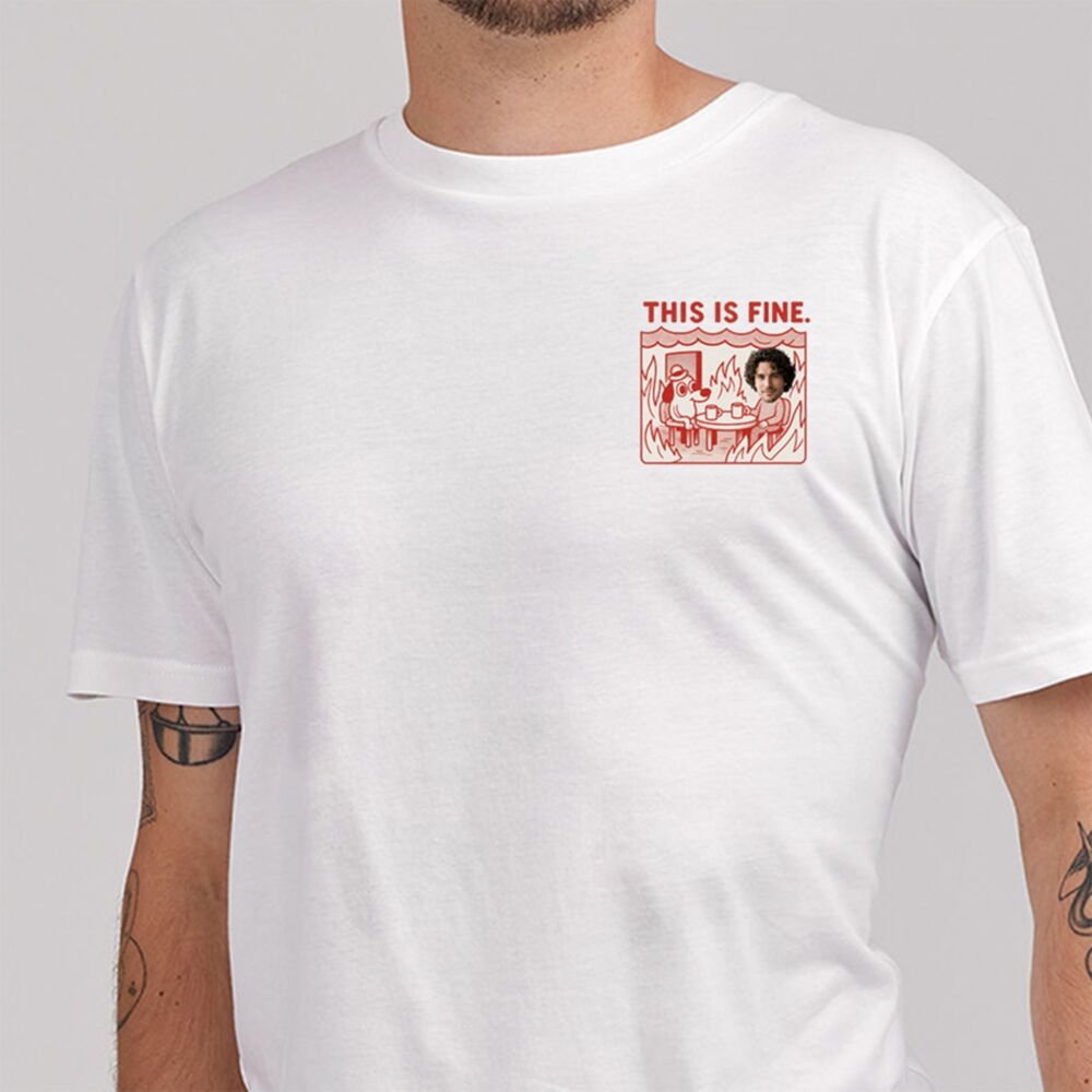 T-Shirt Personalizzata This Is Fine Meme con Foto