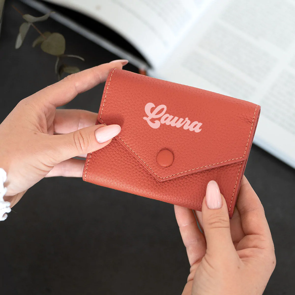 Portafoglio personalizzato con nome deals