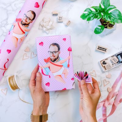 Carta Regalo Personalizzata con Faccia e Sfondi Romantici Carta Regalo Personalizzata con Faccia e Sfondi Romantici