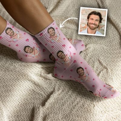 idee regalo calzini personalizzata con faccia e sfondi romantici