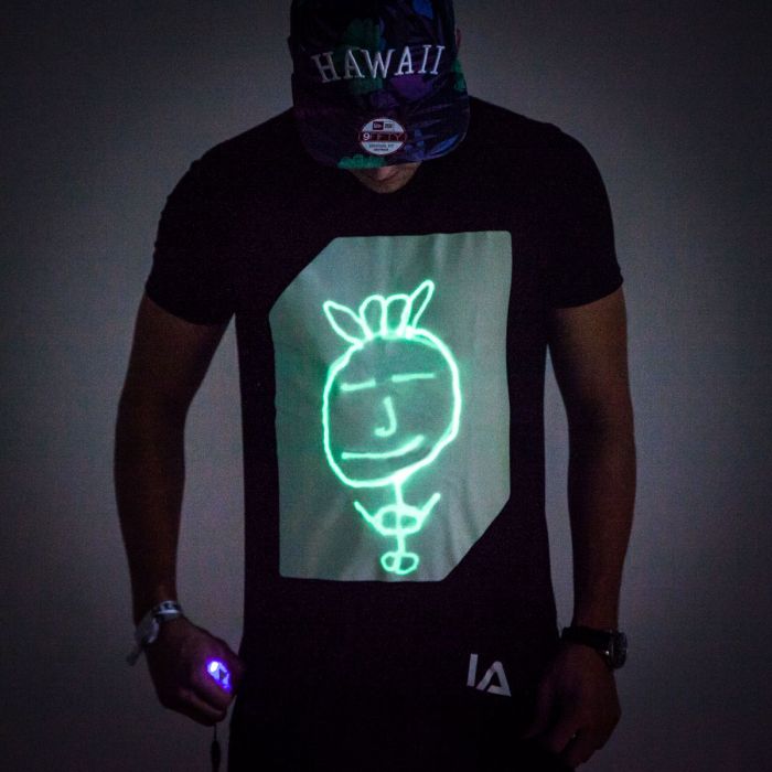Interactive Glow T-Shirt – magliette interattive main product photo