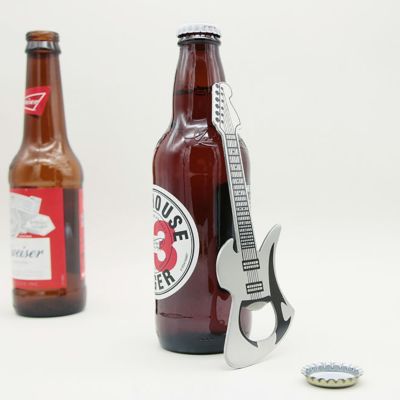 Apribottiglie a forma di Chitarra