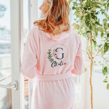 Accappatoio Personalizzato con Monogramma Floreale e Testo