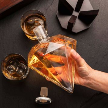 Caraffa a Forma di Diamante