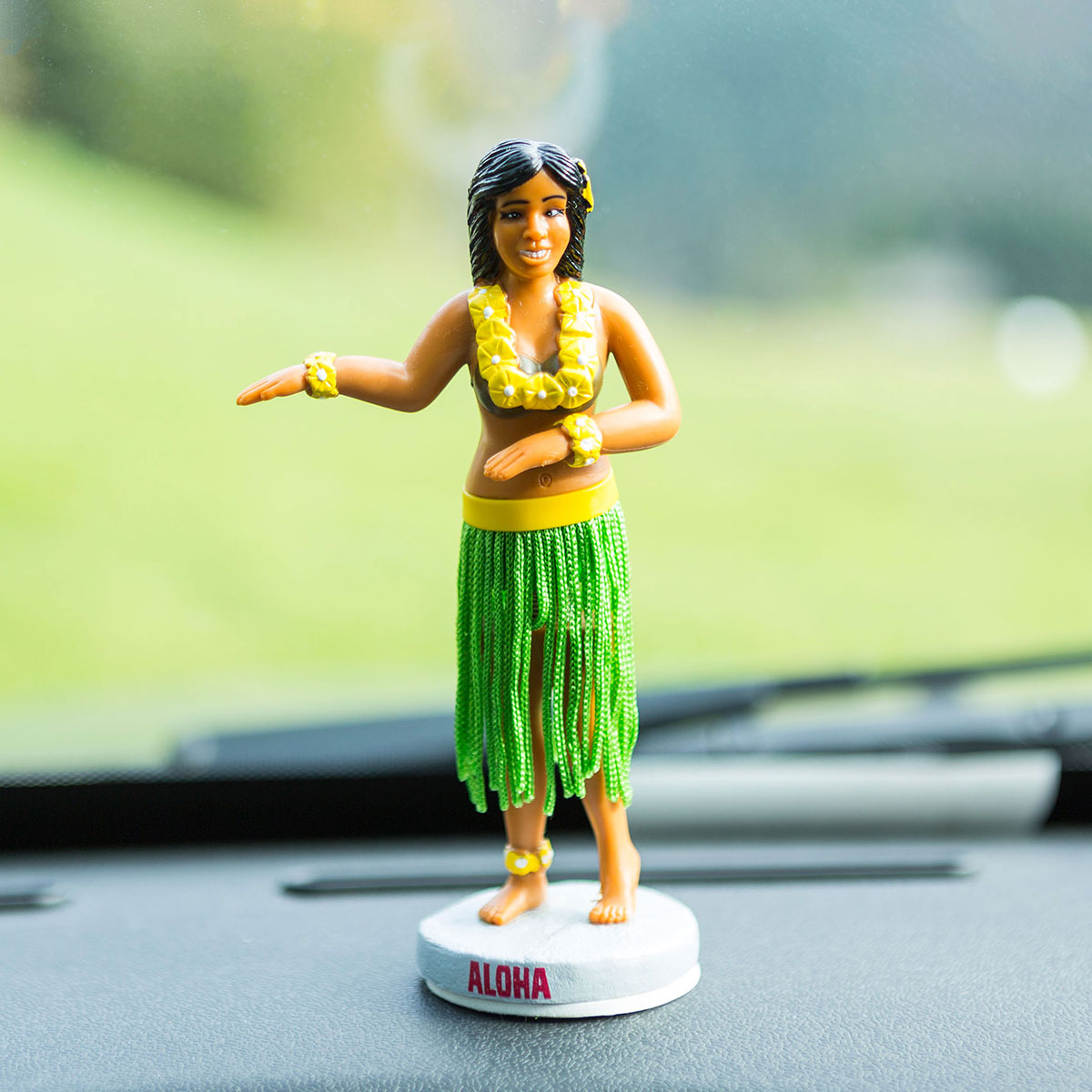 Ballerina hawaiana per auto