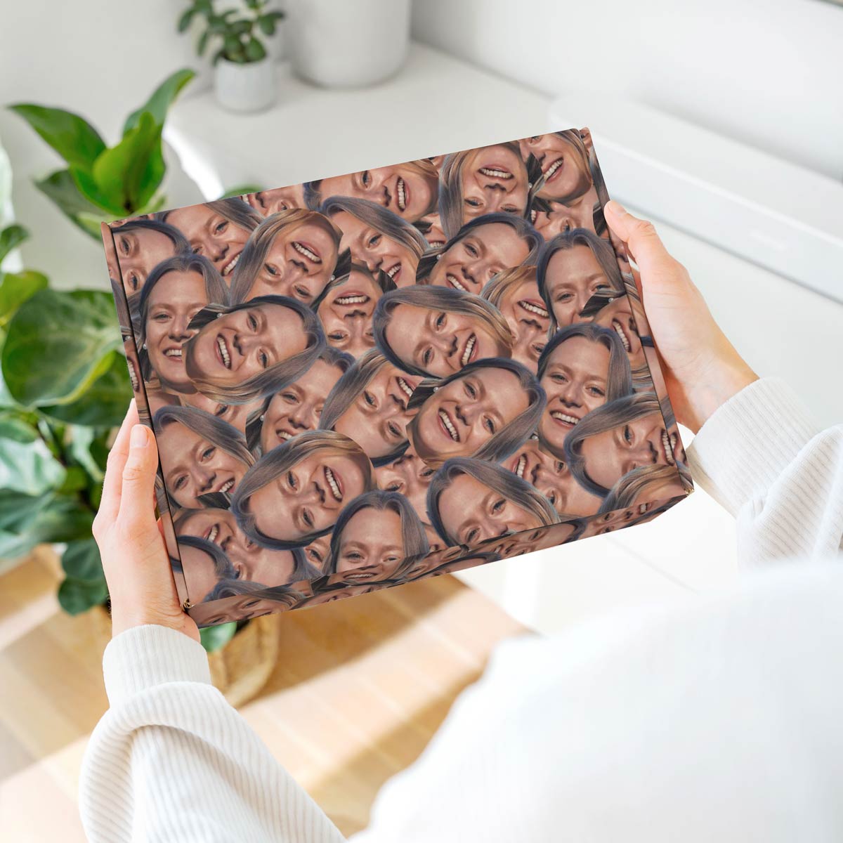 Scatola Regalo Personalizzata 30 x 23,5 con Faccia
