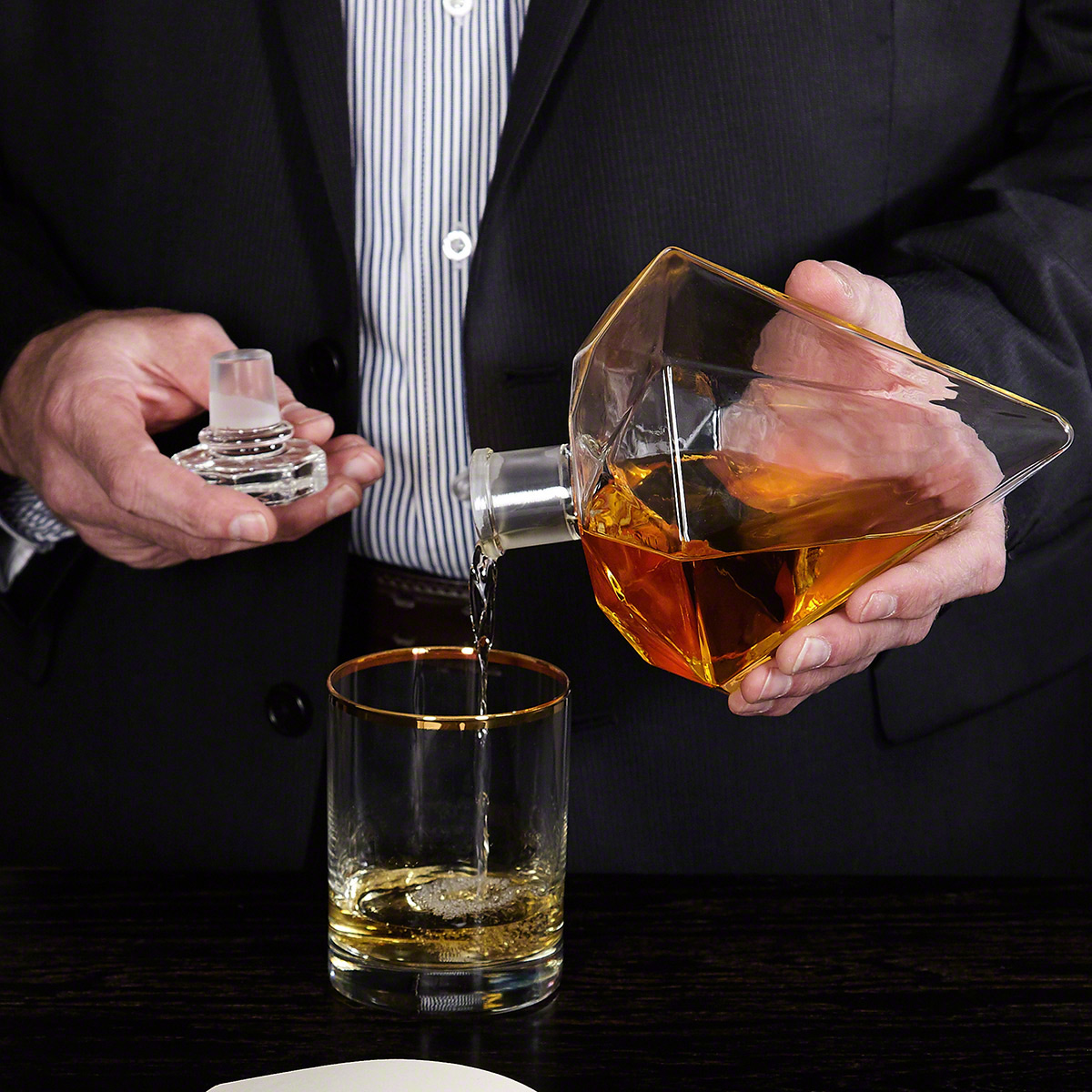 Caraffa a Forma di Diamante