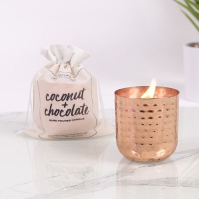 Candela Profumata con Noce di Cocco e Cioccolato Candela Profumata con Noce di Cocco e Cioccolato